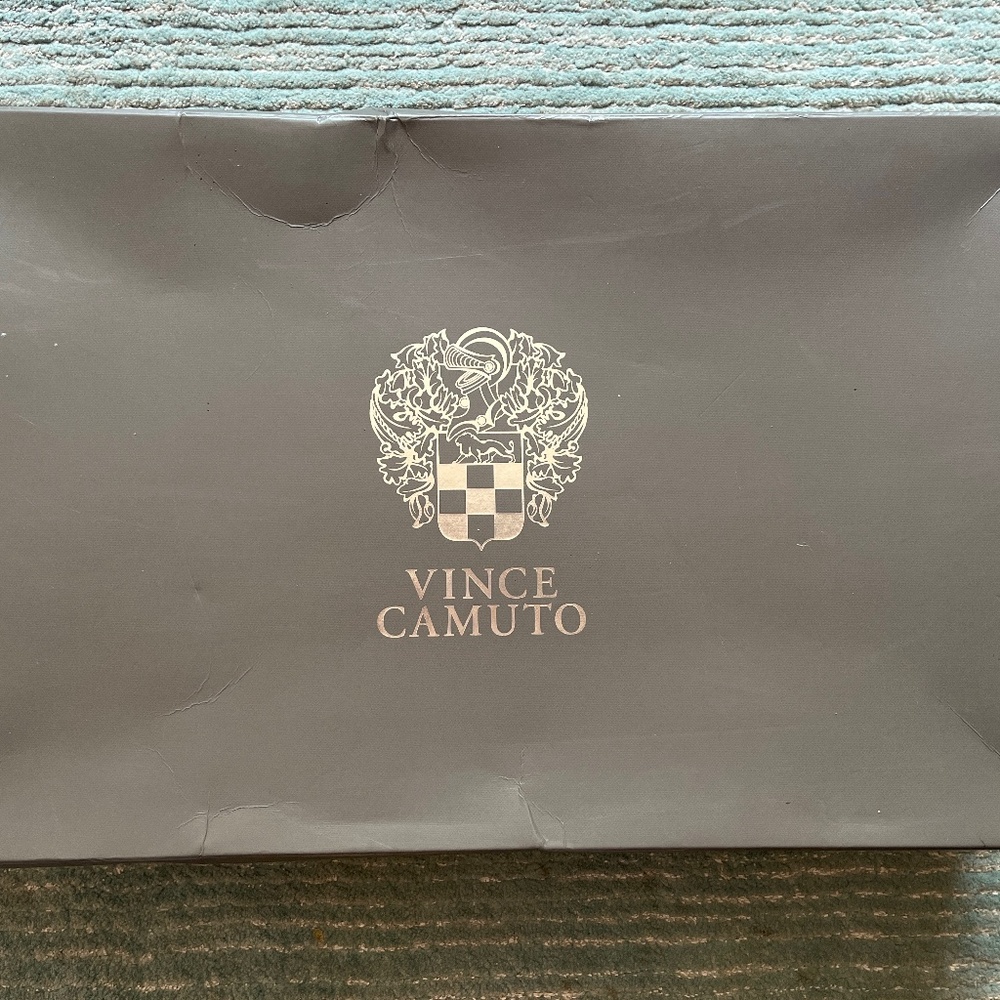 Vince Camuto Kellie women’s boots, black size 5.5.